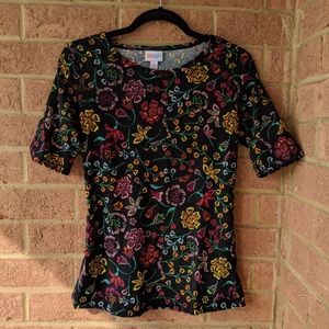 Small LulaRoe Black Floral Gigi
